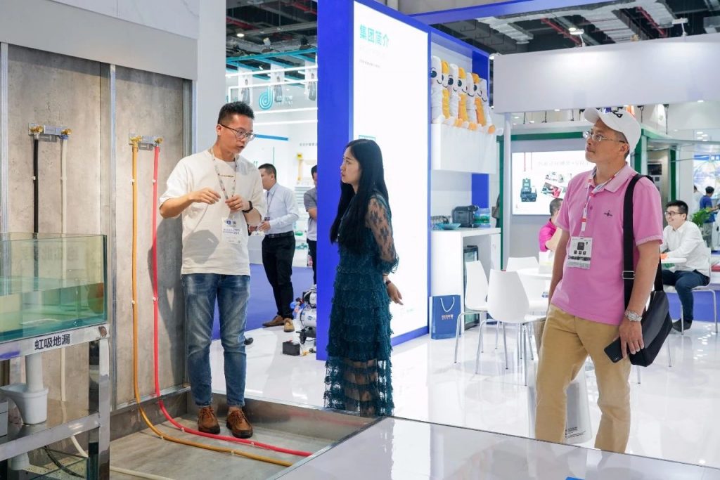 没到展会现场的朋友，请看过来！